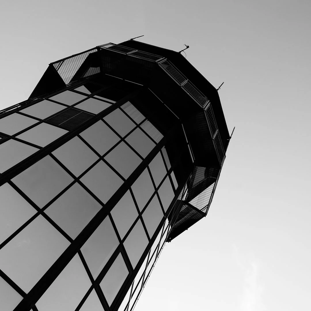 Svartvit bild, flygtorn